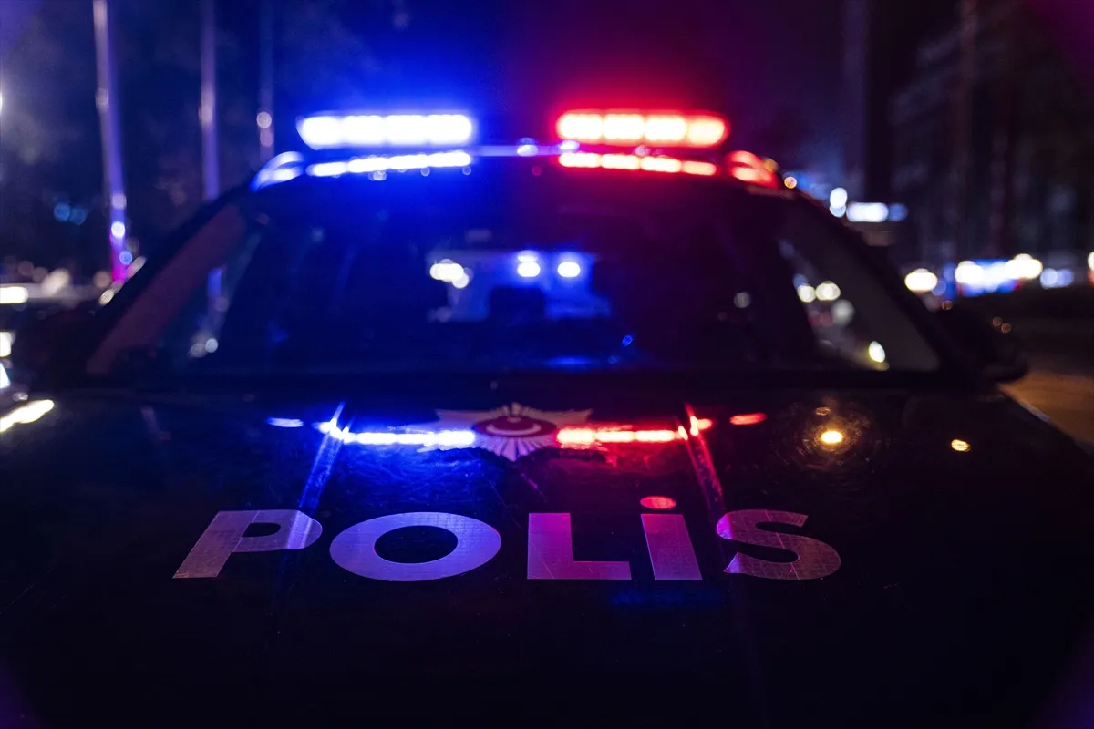 Ankara’da TDT 13. Devlet ve Hükümet Başkanları Zirvesi kapsamında asayiş ve trafik denetimi yapıldı Ankara’da TDT 13. Devlet ve Hükümet Başkanları Zirvesi kapsamında asayiş ve trafik denetimi yapıldı