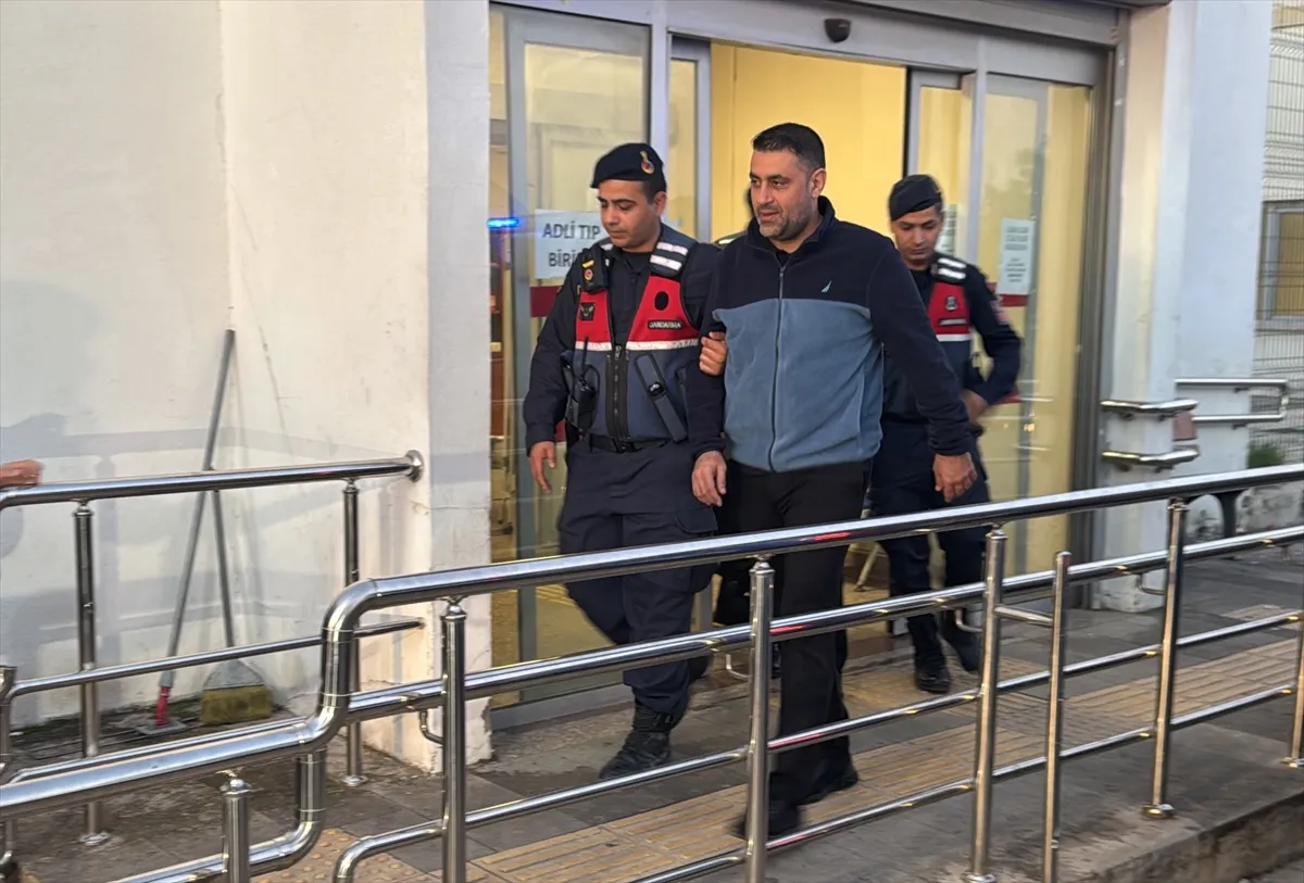 Çukurova Belediyesi soruşturmasında 49 şüpheli adliyeye sevk edildi Çukurova Belediyesi soruşturmasında 49 şüpheli adliyeye sevk edildi