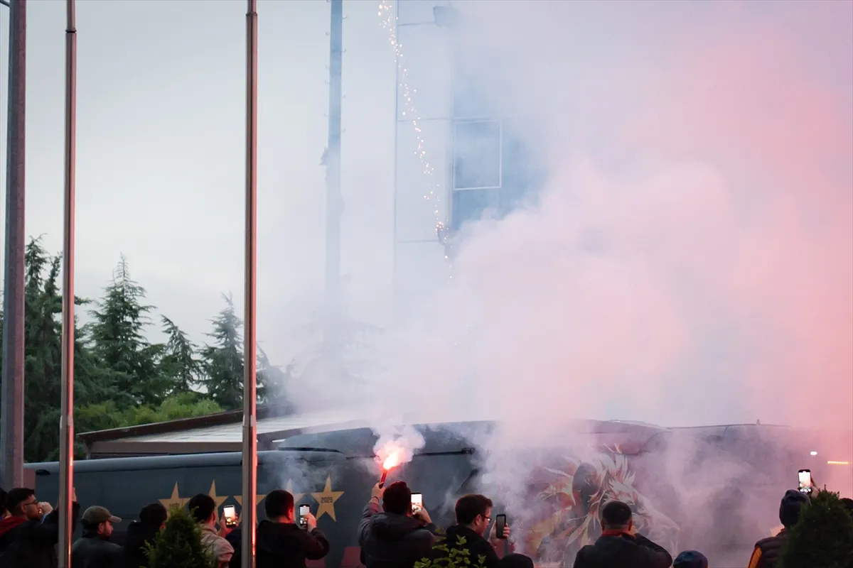Galatasaray, Gençlerbirliği maçı için Ankara’ya geldi Galatasaray, Gençlerbirliği maçı için Ankara’ya geldi