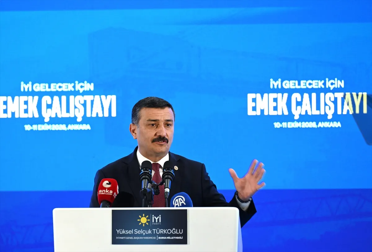 İYİ Parti’nin İYİ Gelecek İçin Emek Çalıştayı tamamlandı İYİ Parti’nin İYİ Gelecek İçin Emek Çalıştayı tamamlandı