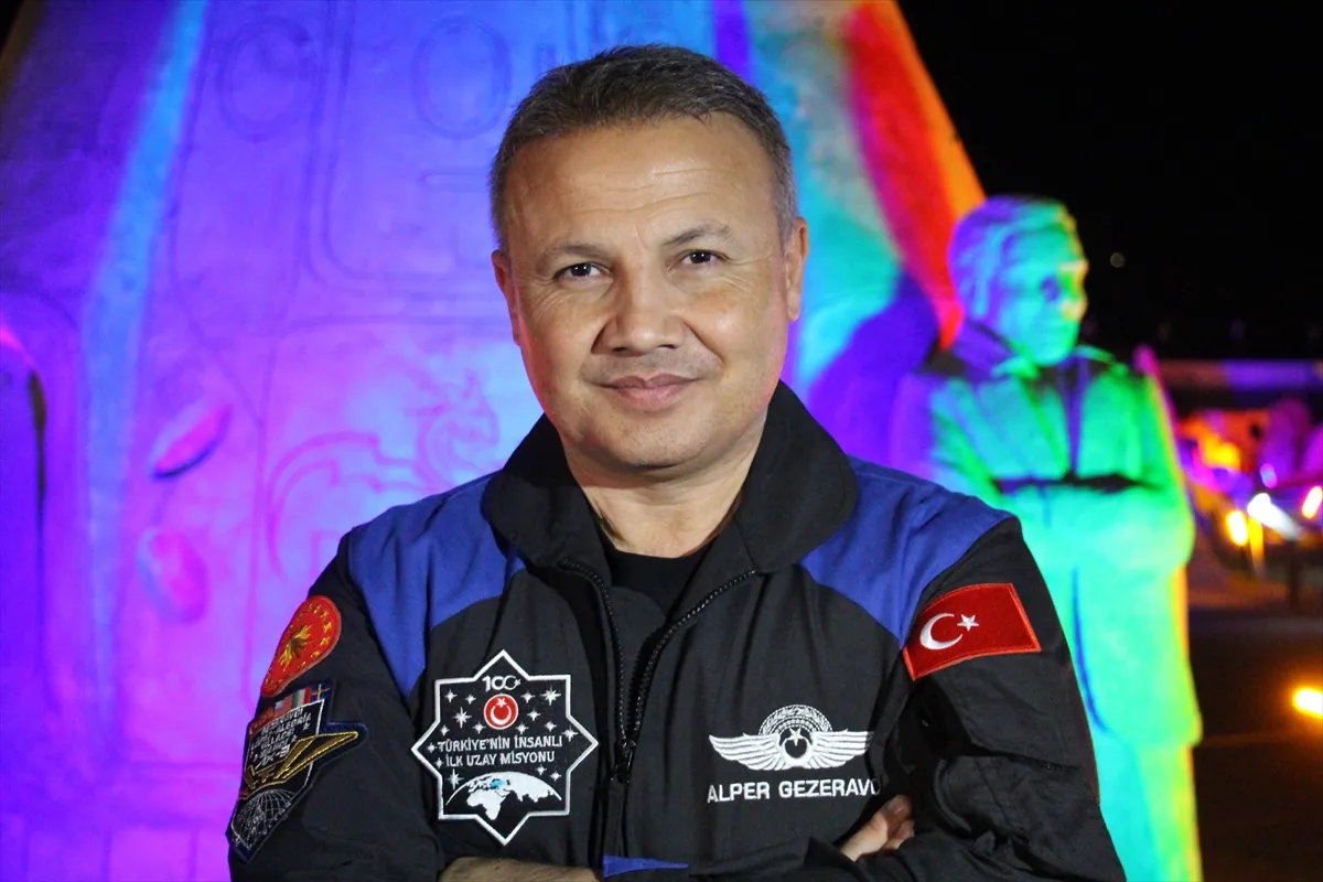 Uluslararası işbirlikleri uzay çalışmalarının gelişmesinde önemli rol oynuyor Uluslararası işbirlikleri uzay çalışmalarının gelişmesinde önemli rol oynuyor