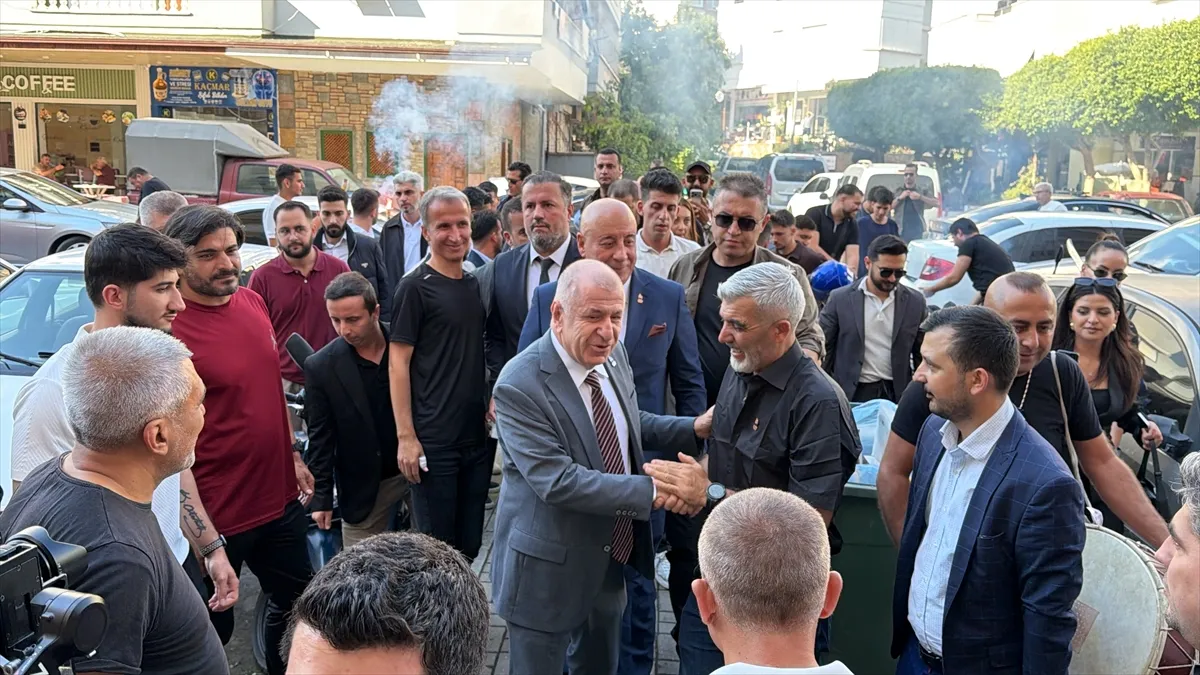 Zafer Partisi Genel Başkanı Özdağ, Alanya’da temaslarda bulundu Zafer Partisi Genel Başkanı Özdağ, Alanya’da temaslarda bulundu
