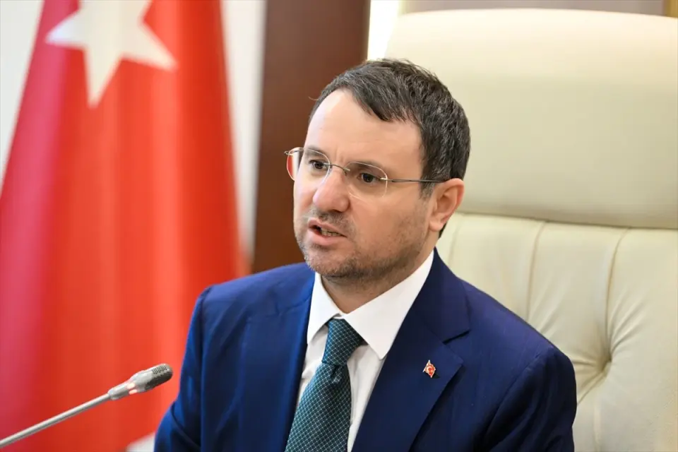 Bakan Gürlek’ten 29 Ekim mesajı: Kutlu yürüyüş sürüyor Bakan Gürlek’ten 29 Ekim mesajı: Kutlu yürüyüş sürüyor