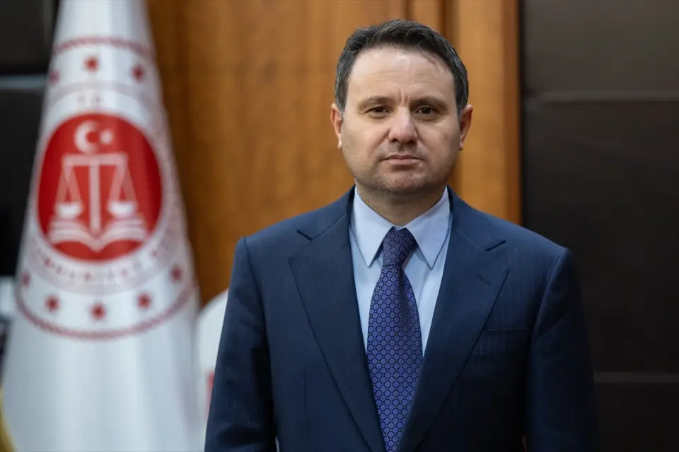 Bakan Gürlek’ten fon soruşturmasına ilişkin açıklama Bakan Gürlek’ten fon soruşturmasına ilişkin açıklama