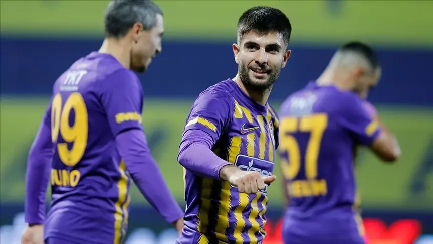 Göztepe, Eyüpspor deplasmanı için hazırlıklarını tamamladı Göztepe, Eyüpspor deplasmanı için hazırlıklarını tamamladı