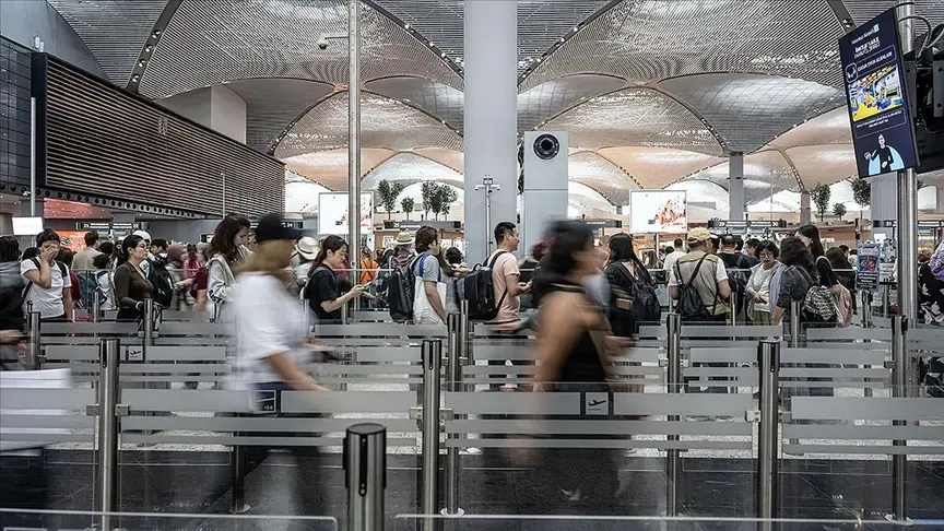 İstanbul Havalimanı günlük 1530 uçuşla Avrupa’nın en yoğun havalimanı oldu İstanbul Havalimanı günlük 1530 uçuşla Avrupa’nın en yoğun havalimanı oldu