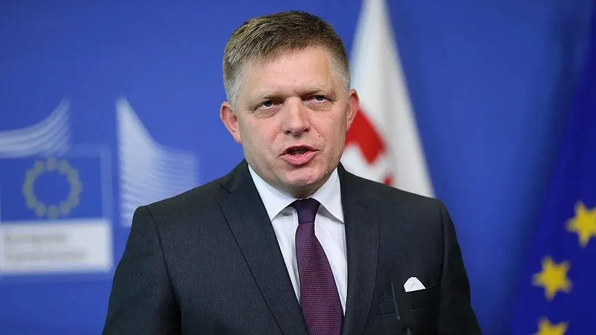 Slovakya Başbakanı Fico, Sırbistan’da Vucic’in seçim mitingine katıldı Slovakya Başbakanı Fico, Sırbistan’da Vucic’in seçim mitingine katıldı